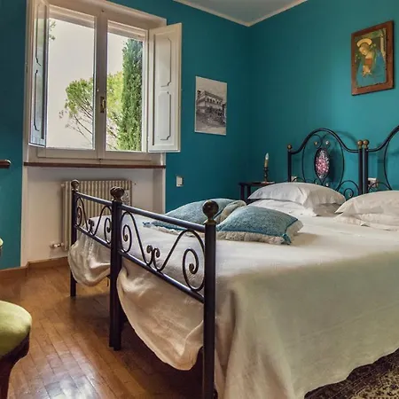 Летний дом Nuba, Residenza Di Charme Con Terrazza Panoramica Privata, Camino A Legna,jacuzzi, Ogni Comfort In Campagna E A Solo 5 Minuti Dal Cuore Del Centro Storico Di