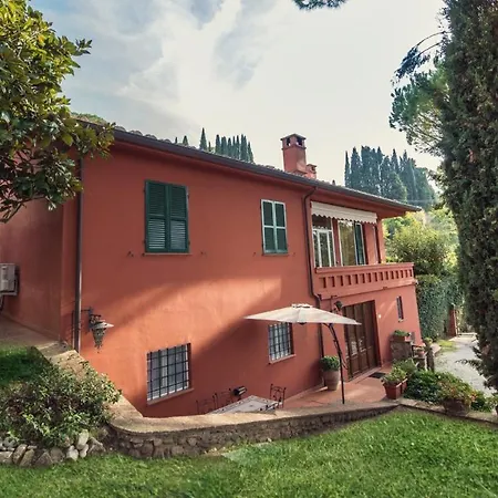 Nuba, Residenza Di Charme Con Terrazza Panoramica Privata, Camino A Legna,jacuzzi, Ogni Comfort In Campagna E A Solo 5 Minuti Dal Cuore Del Centro Storico Di Country house Perugia