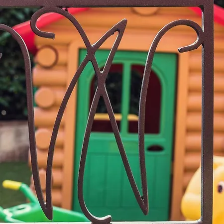 Летний дом Nuba, Residenza Di Charme Con Terrazza Panoramica Privata, Camino A Legna,jacuzzi, Ogni Comfort In Campagna E A Solo 5 Minuti Dal Cuore Del Centro Storico Di *