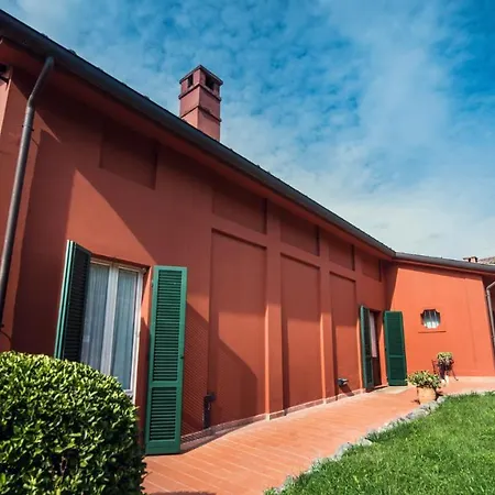 Nuba, Residenza Di Charme Con Terrazza Panoramica Privata, Camino A Legna,jacuzzi, Ogni Comfort In Campagna E A Solo 5 Minuti Dal Cuore Del Centro Storico Di