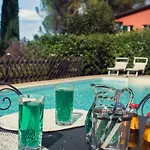 Gospodarstwo wiejskie Nuba, Residenza Di Charme Con Terrazza Panoramica Privata, Camino A Legna,jacuzzi, Ogni Comfort In Campagna E A Solo 5 Minuti Dal Cuore Del Centro Storico Di Perugia