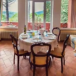 Nuba, Residenza Di Charme Con Terrazza Panoramica Privata, Camino A Legna,jacuzzi, Ogni Comfort In Campagna E A Solo 5 Minuti Dal Cuore Del Centro Storico Di Gospodarstwo wiejskie *
