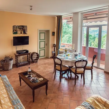 Εξοχικό σπίτι Nuba, Residenza Di Charme Con Terrazza Panoramica Privata, Camino A Legna,jacuzzi, Ogni Comfort In Campagna E A Solo 5 Minuti Dal Cuore Del Centro Storico Di *
