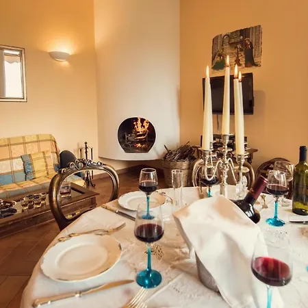 Εξοχικό σπίτι Nuba, Residenza Di Charme Con Terrazza Panoramica Privata, Camino A Legna,jacuzzi, Ogni Comfort In Campagna E A Solo 5 Minuti Dal Cuore Del Centro Storico Di *